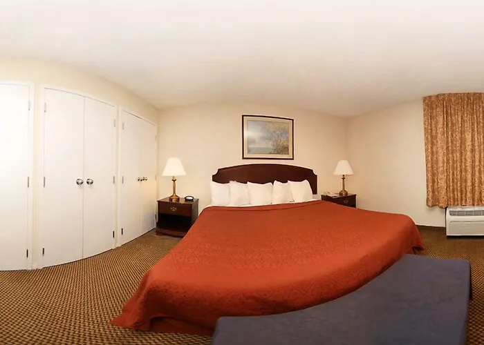 Lodge Travelodge By Wyndham North Charleston