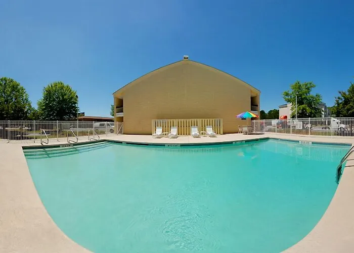 Travelodge By Wyndham * North Charleston
