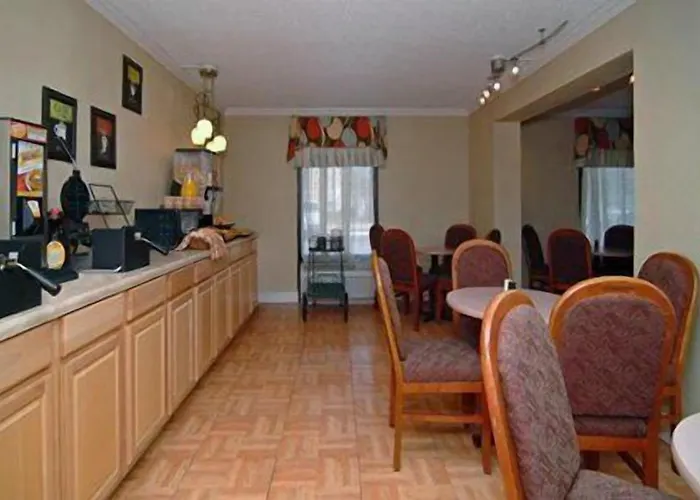 Travelodge By Wyndham North Charleston