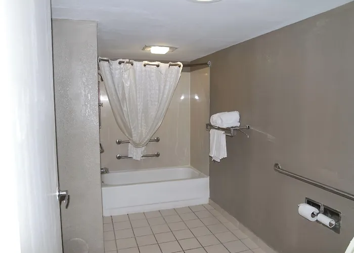Lodge Travelodge By Wyndham North Charleston
