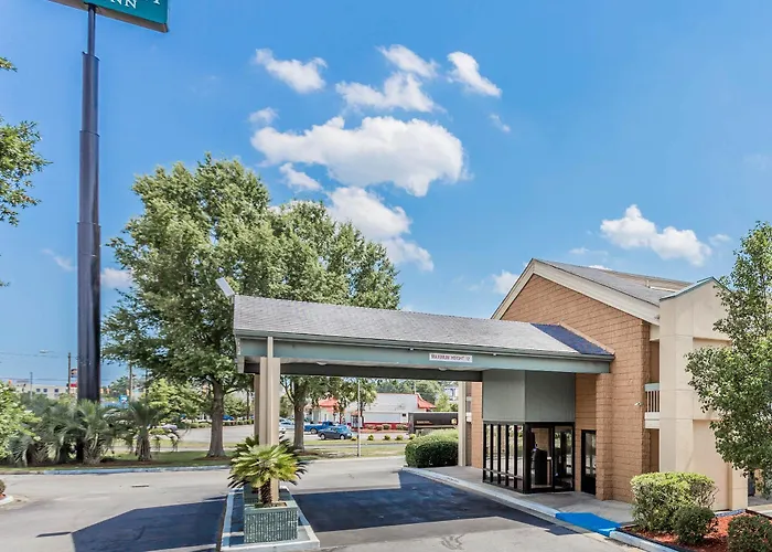 Travelodge By Wyndham Lodge